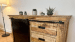 Buffet industriel Bordeaux en bois de manguier massif et métal – Porte coulissante