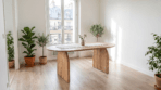 Profil pieds arche acacia massif table ovale Arras Dwelling Interiors