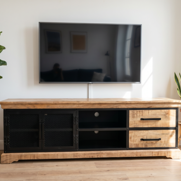 Meuble TV métal & manguier massif – Portes grillagées & 2 tiroirs – Structure métal laqué noir – 170 cm – Modèle Metz | Dwelling Interiors
